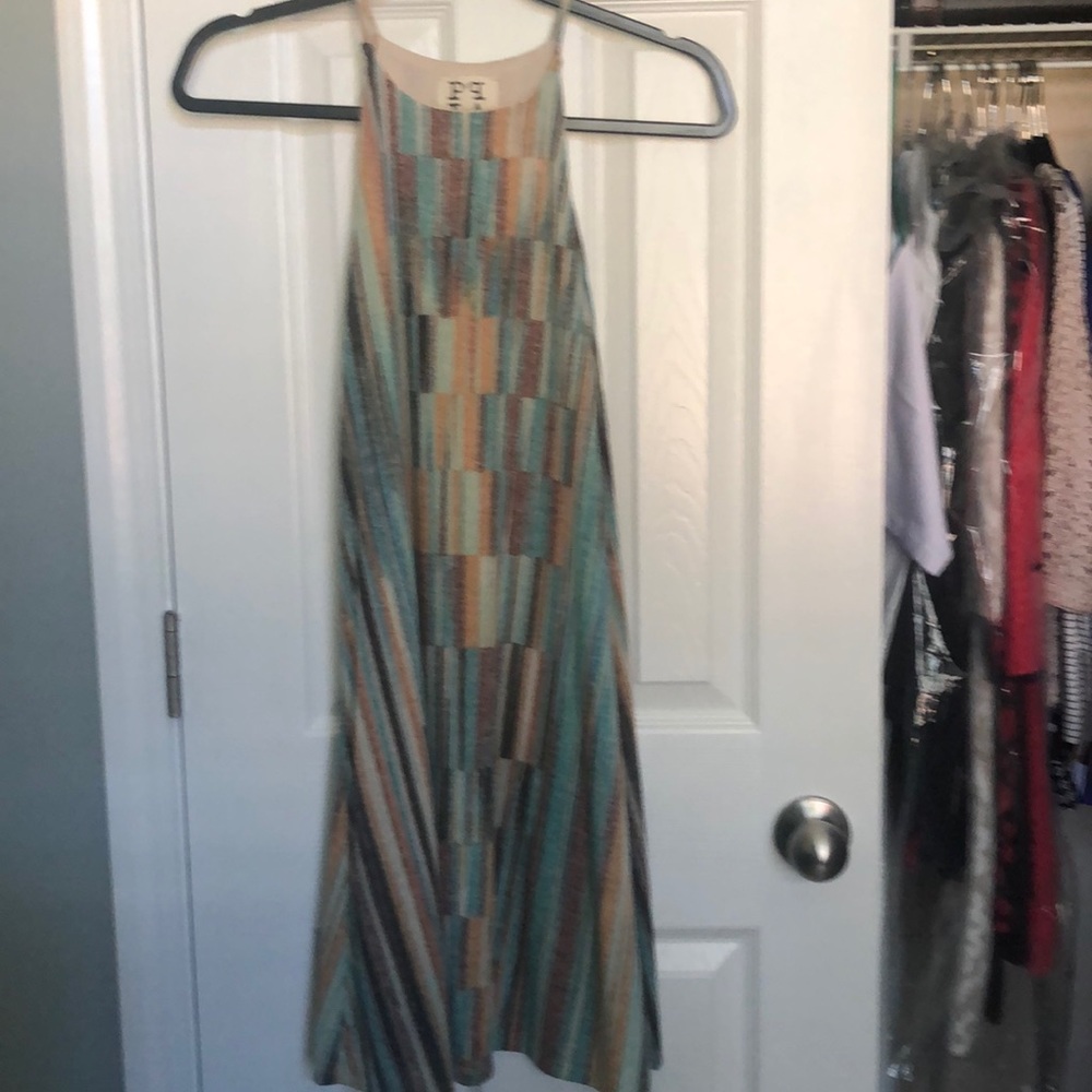 Dress - Picture 2 of 5